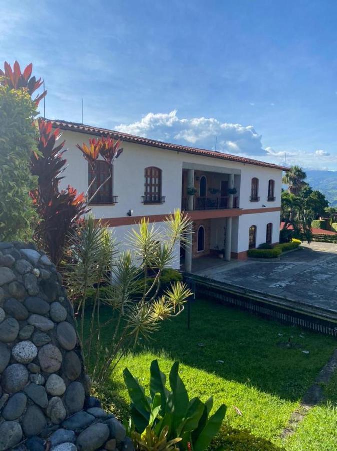Granja Del Cafe Y Centro De Convenciones